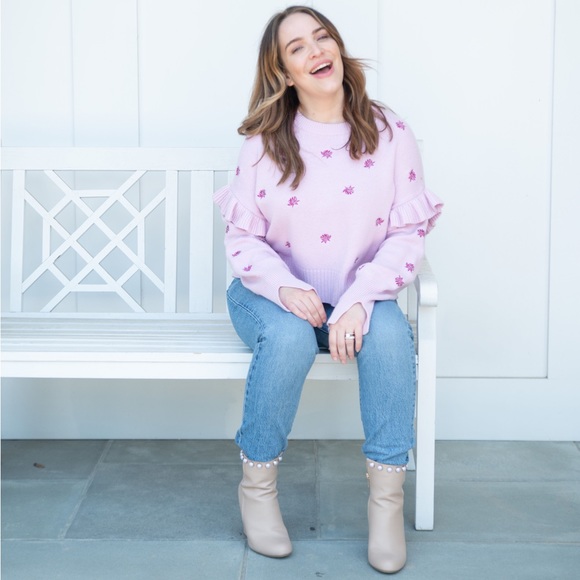 Meet your Posher, Heidi - Picture 3 of 4